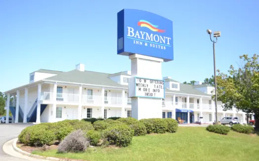 Baymonth Inn